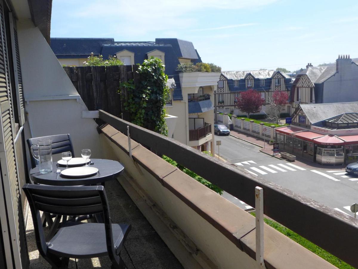קאבורג Apartment Olympe-1 מראה חיצוני תמונה